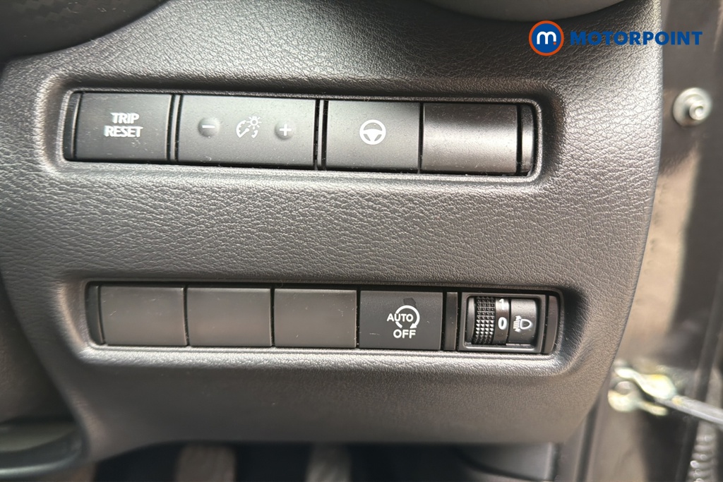 Nissan Juke Tekna Manual Petrol SUV - Stock Number (1651411) - 11th supplementary image