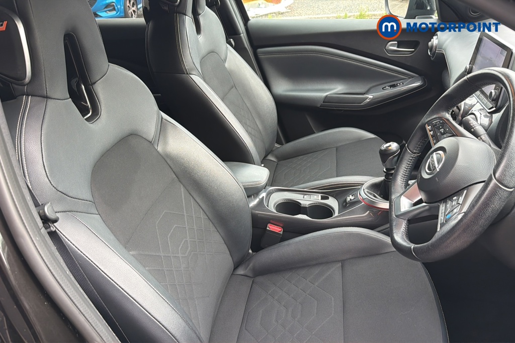 Nissan Juke Tekna Manual Petrol SUV - Stock Number (1651411) - 22nd supplementary image