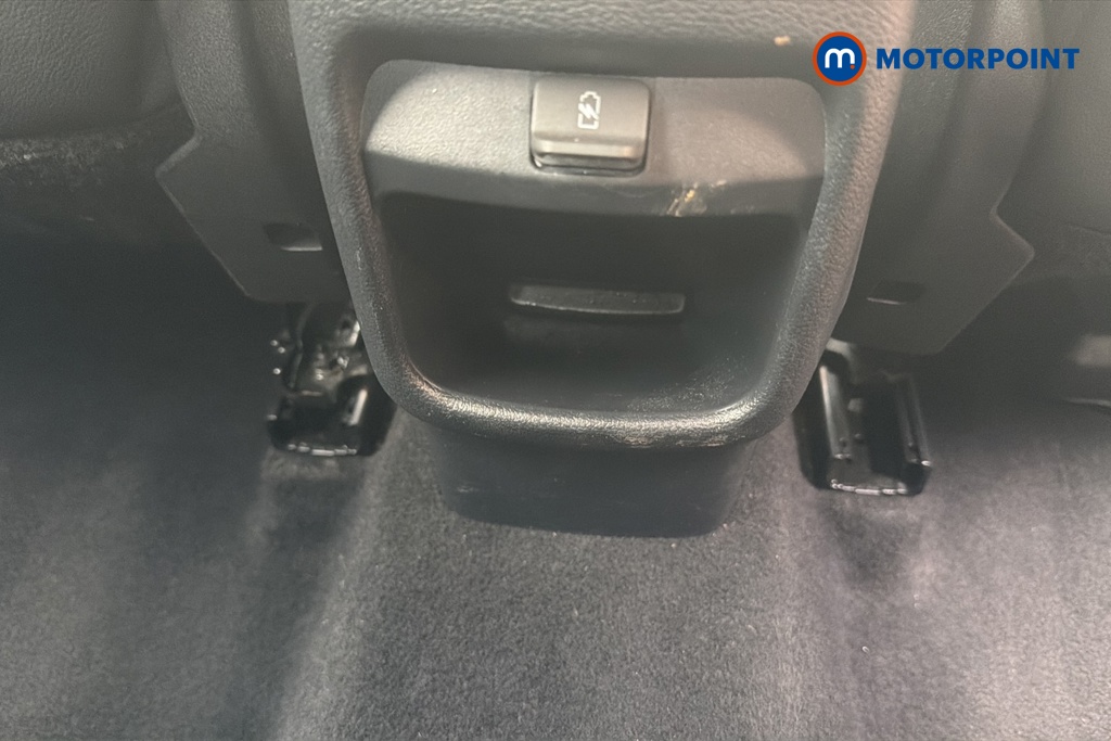 Nissan Juke Tekna Manual Petrol SUV - Stock Number (1651411) - 28th supplementary image