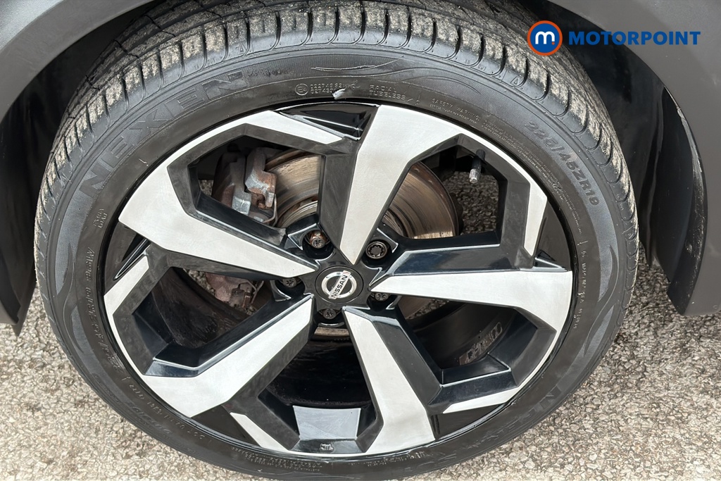 Nissan Juke Tekna Manual Petrol SUV - Stock Number (1651411) - 44th supplementary image