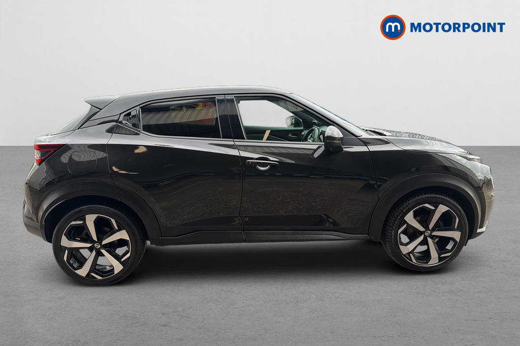 Nissan Juke Tekna Manual Petrol SUV - Stock Number (1651411) - Passenger side