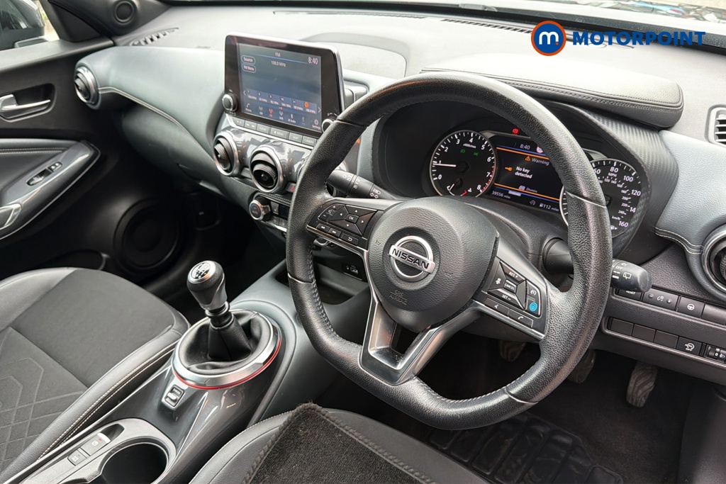 Nissan Juke Tekna Manual Petrol SUV - Stock Number (1651411) - 1st supplementary image