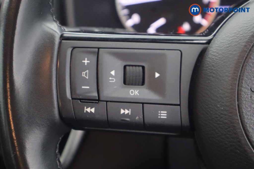 Nissan Qashqai Acenta Premium Manual Petrol SUV - Stock Number (1651458) - 9th supplementary image