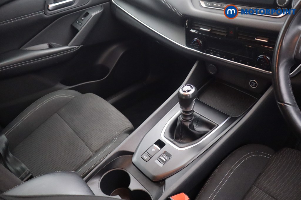 Nissan Qashqai Acenta Premium Manual Petrol SUV - Stock Number (1651458) - 18th supplementary image