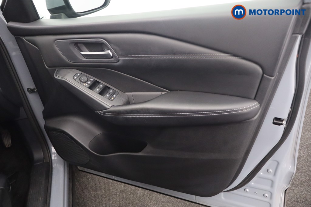 Nissan Qashqai Acenta Premium Manual Petrol SUV - Stock Number (1651458) - 24th supplementary image
