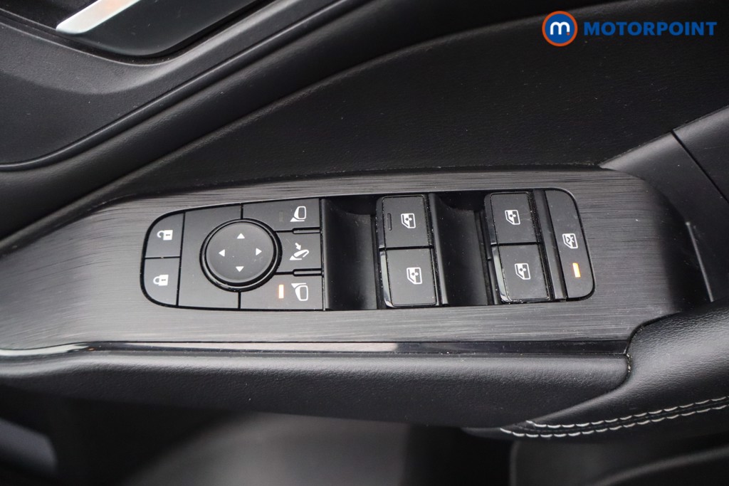 Nissan Qashqai Acenta Premium Manual Petrol SUV - Stock Number (1651458) - 25th supplementary image