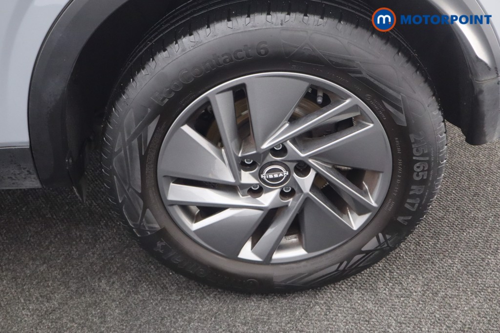 Nissan Qashqai Acenta Premium Manual Petrol SUV - Stock Number (1651458) - 29th supplementary image