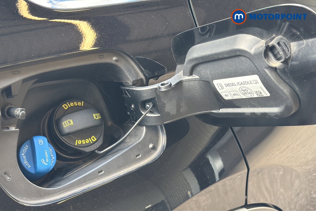 Volkswagen Tiguan R-Line Edition Automatic Diesel SUV - Stock Number (1651759) - 41st supplementary image
