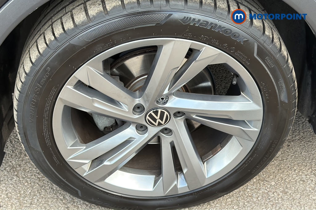 Volkswagen Tiguan R-Line Edition Automatic Diesel SUV - Stock Number (1651759) - 44th supplementary image
