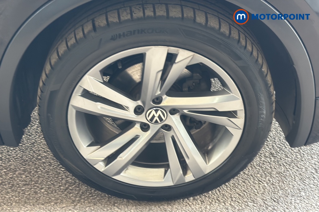 Volkswagen Tiguan R-Line Edition Automatic Diesel SUV - Stock Number (1651759) - 47th supplementary image