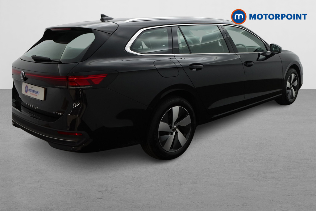 Volkswagen Passat Life Automatic Petrol Plug-In Hybrid Estate - Stock Number (1651982) - Drivers side