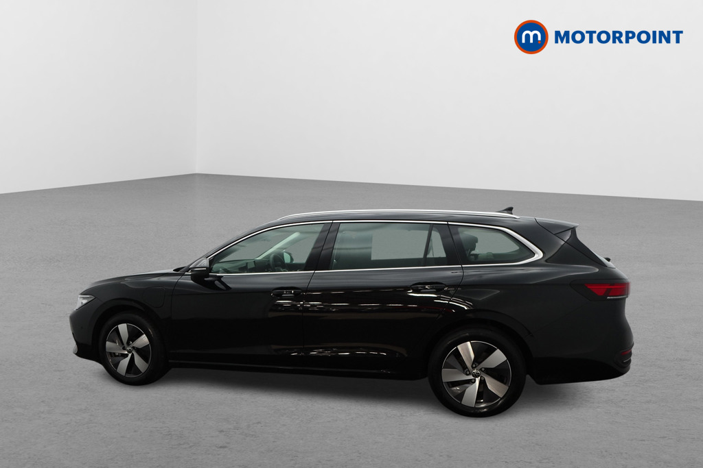 Volkswagen Passat Life Automatic Petrol Plug-In Hybrid Estate - Stock Number (1651982) - Passenger side rear corner