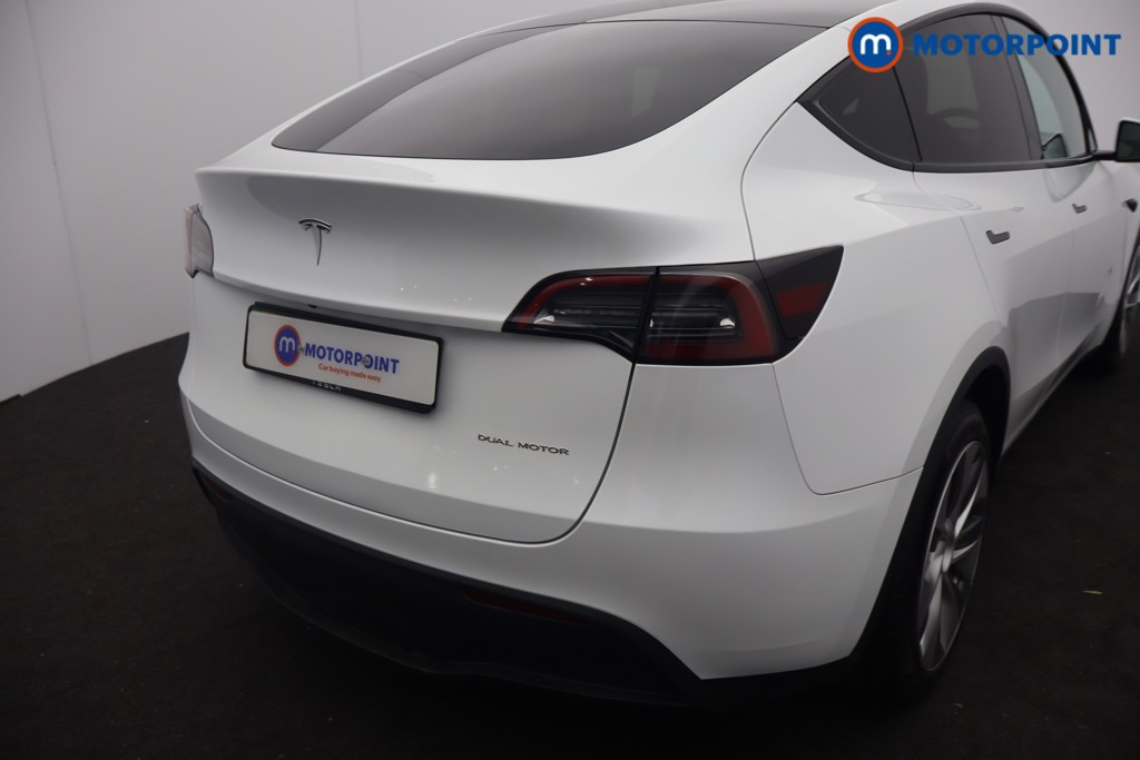 Tesla Model Y Long Range Automatic Electric SUV - Stock Number (1652205) - 2nd supplementary image