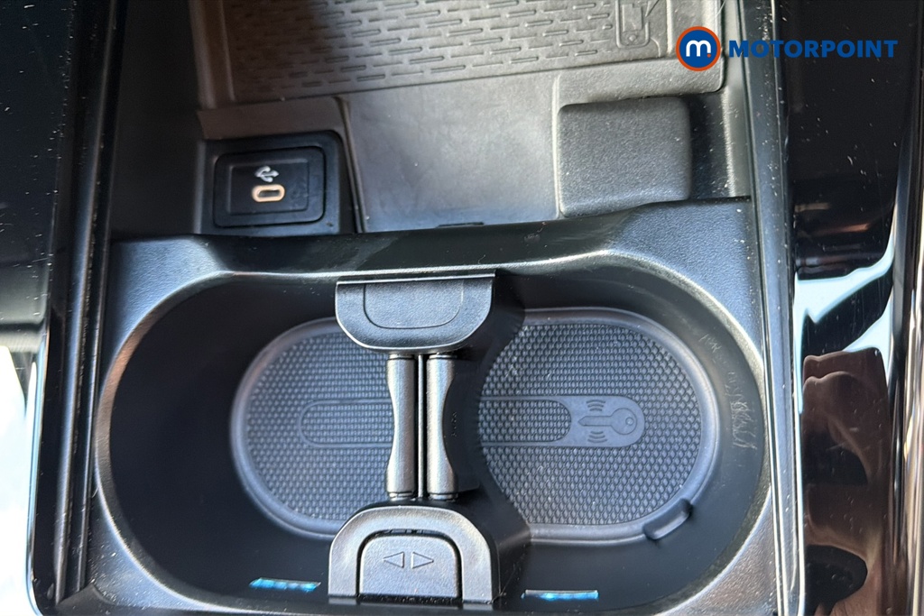 Mercedes-Benz A Class Amg Line Automatic Petrol Hatchback - Stock Number (1652227) - 16th supplementary image