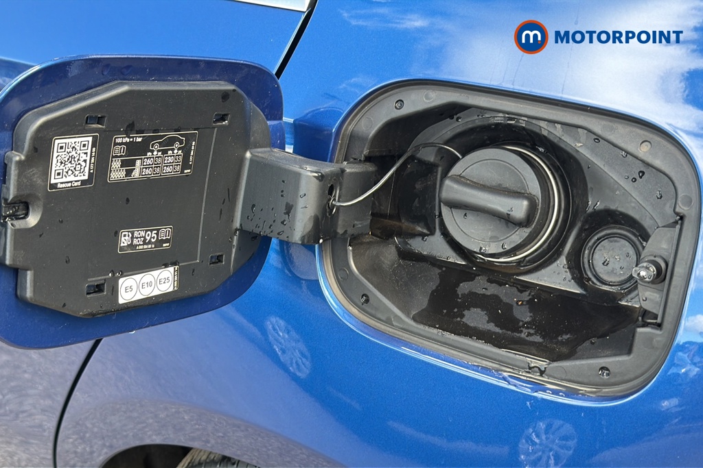 Mercedes-Benz A Class Amg Line Automatic Petrol Hatchback - Stock Number (1652227) - 41st supplementary image