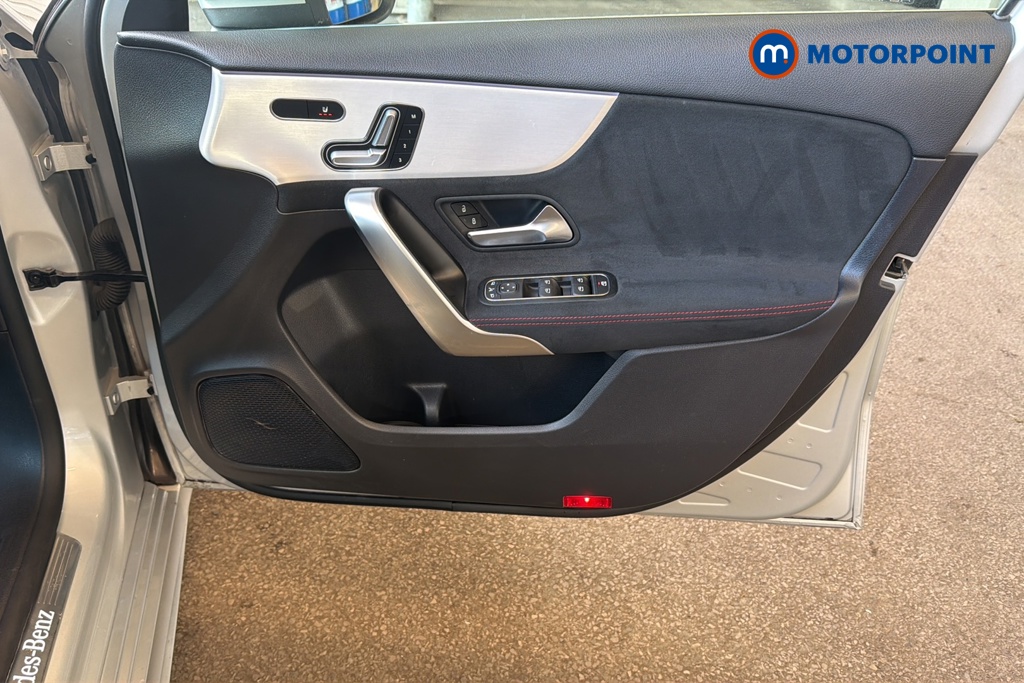 Mercedes-Benz A Class Amg Line Automatic Diesel Hatchback - Stock Number (1652419) - 18th supplementary image