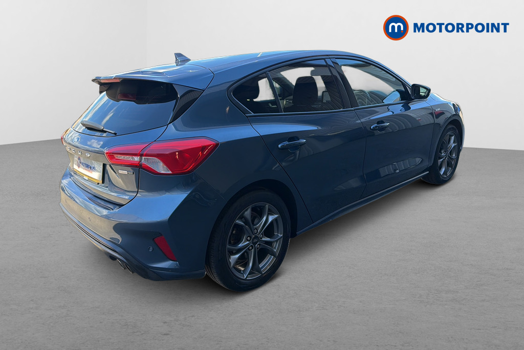 Ford Focus St-Line Edition Manual Petrol Hatchback - Stock Number (1652435) - Passenger side rear corner