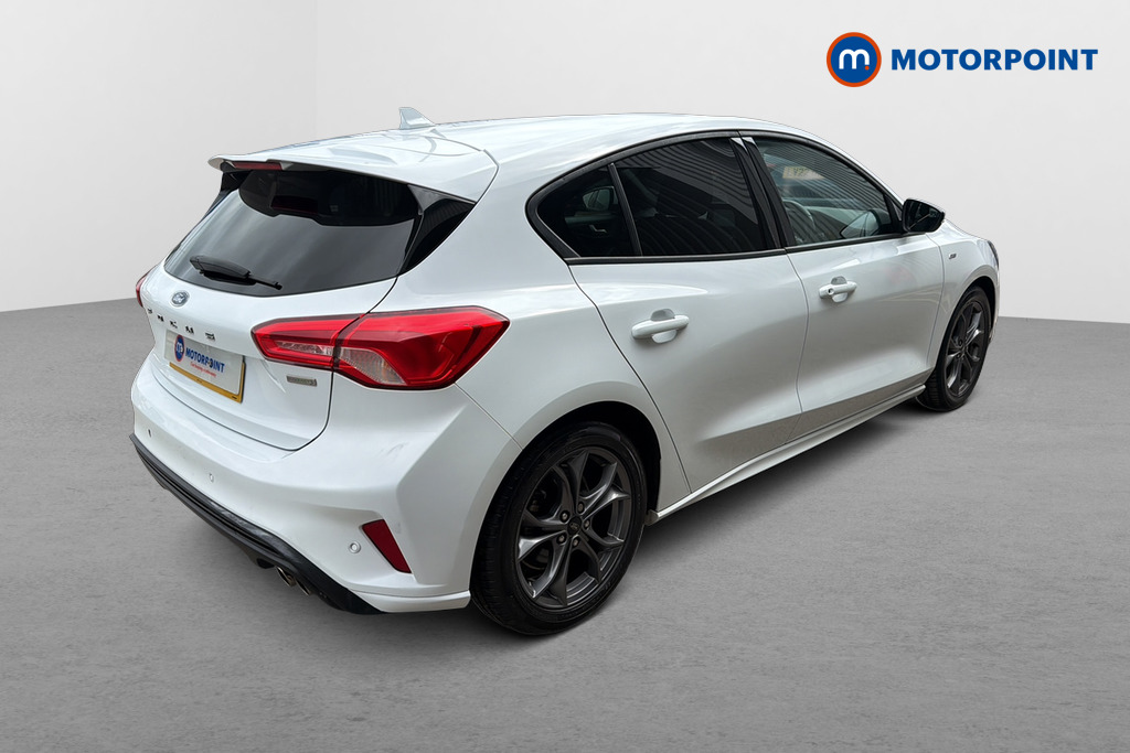 Ford Focus St-Line Manual Petrol Hatchback - Stock Number (1652595) - Passenger side rear corner