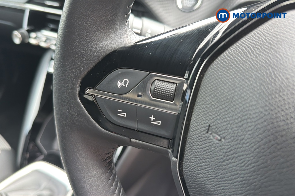 Peugeot 2008 Allure Manual Petrol SUV - Stock Number (1652788) - 4th supplementary image