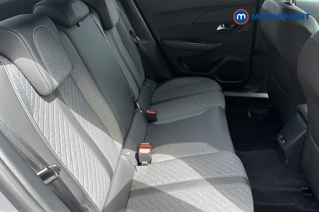 Peugeot 2008 Allure Manual Petrol SUV - Stock Number (1652788) - 25th supplementary image