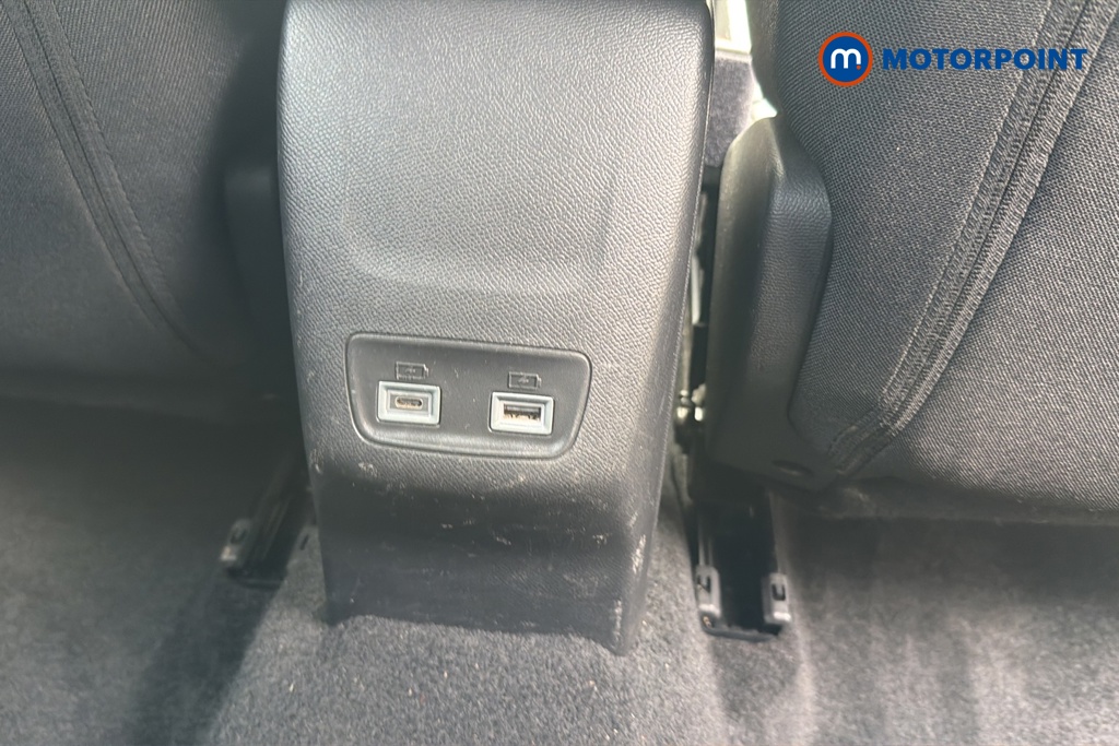Peugeot 2008 Allure Manual Petrol SUV - Stock Number (1652788) - 28th supplementary image