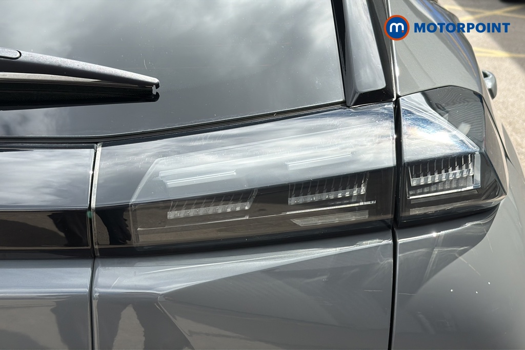 Peugeot 2008 Allure Manual Petrol SUV - Stock Number (1652788) - 36th supplementary image
