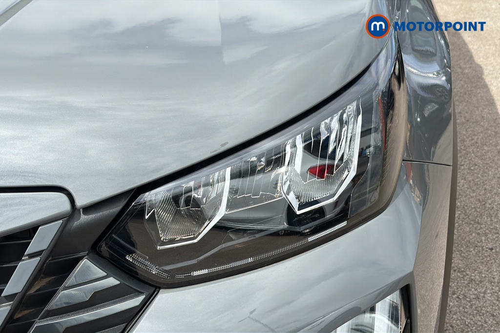 Peugeot 2008 Allure Manual Petrol SUV - Stock Number (1652788) - 42nd supplementary image