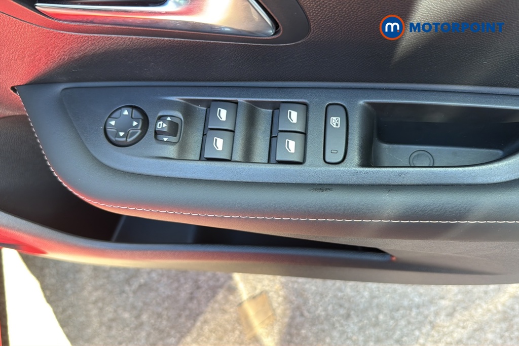 Peugeot 208 Allure Manual Petrol Hatchback - Stock Number (1652813) - 19th supplementary image