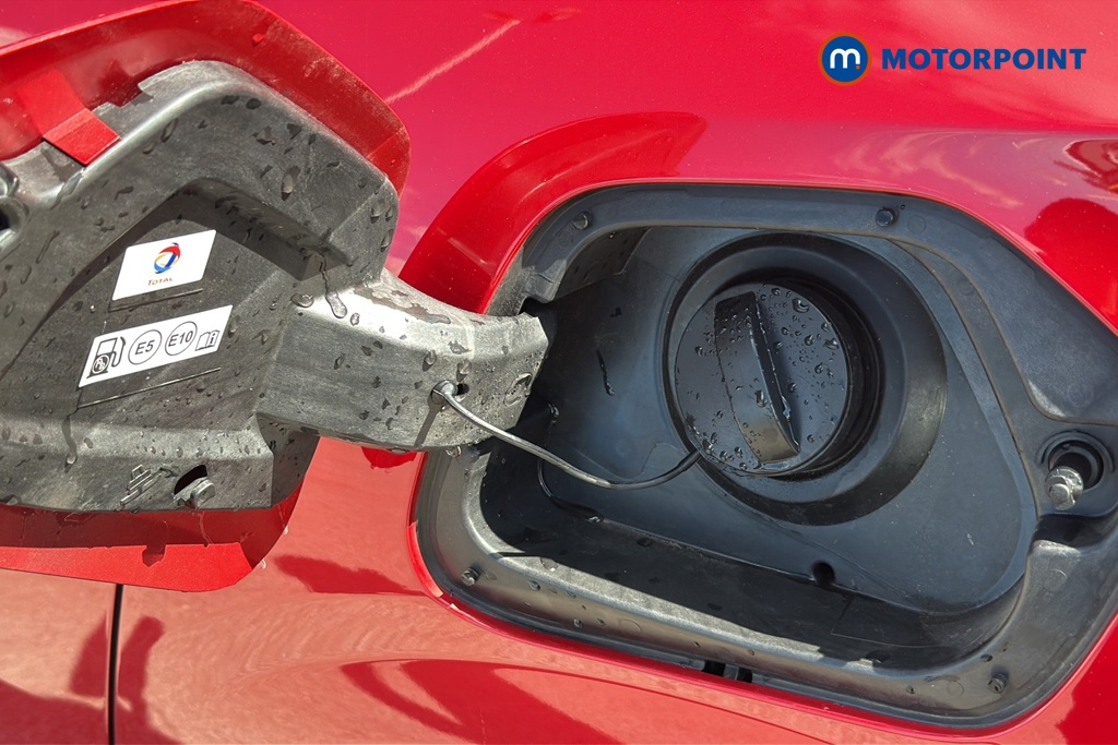 Peugeot 208 Allure Manual Petrol Hatchback - Stock Number (1652813) - 41st supplementary image