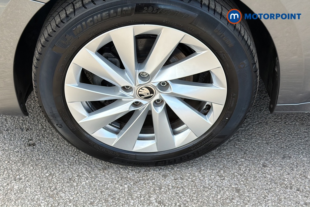 Skoda Octavia Se L Manual Petrol Hatchback - Stock Number (1652905) - 44th supplementary image