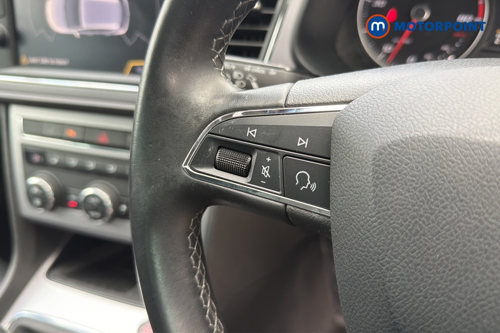 Seat Leon Xcellence Technology Manual Petrol Hatchback - Stock Number (1623868) - 4th supplementary image