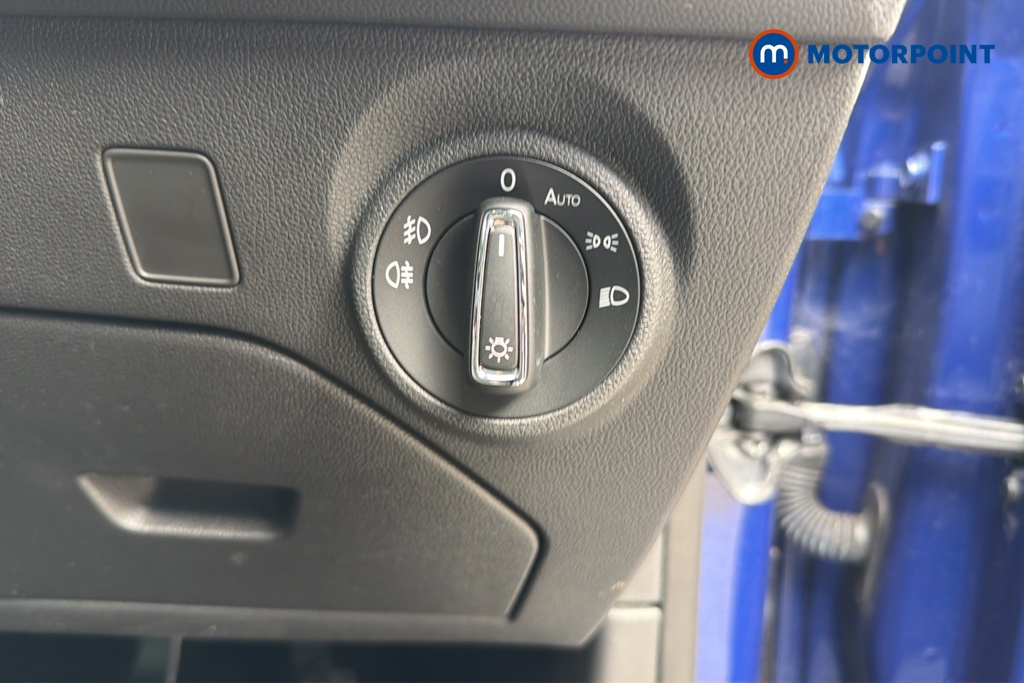 Seat Leon Xcellence Technology Manual Petrol Hatchback - Stock Number (1623868) - 11th supplementary image
