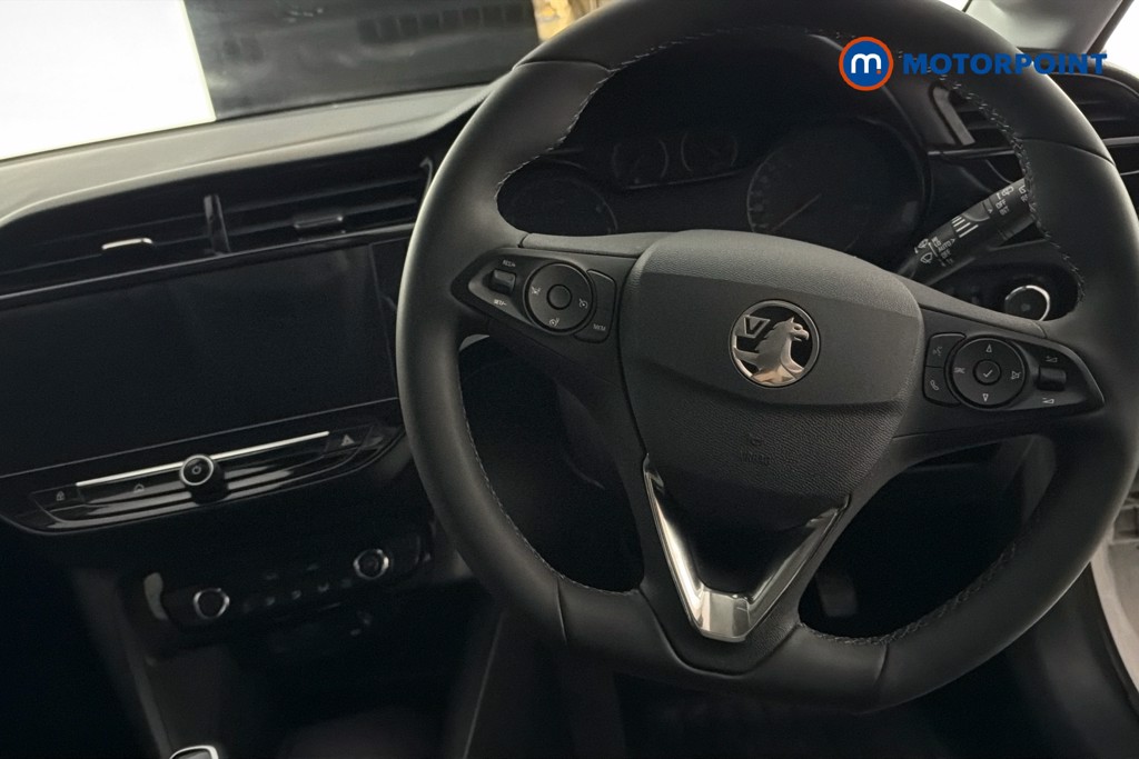 Vauxhall Corsa Design Manual Petrol Hatchback - Stock Number (1638012) - 2nd supplementary image