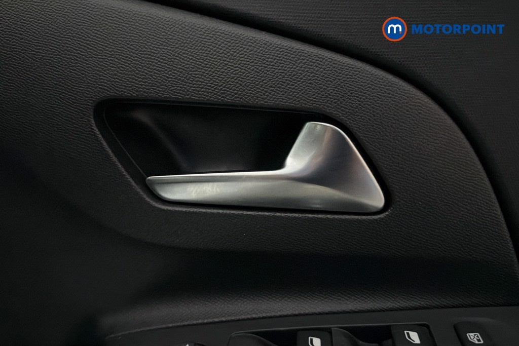 Vauxhall Corsa Design Manual Petrol Hatchback - Stock Number (1638012) - 42nd supplementary image