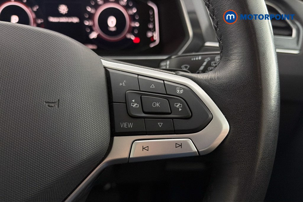 Volkswagen Tiguan Elegance Automatic Petrol Plug-In Hybrid SUV - Stock Number (1648613) - 4th supplementary image