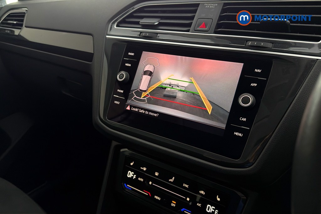 Volkswagen Tiguan Elegance Automatic Petrol Plug-In Hybrid SUV - Stock Number (1648613) - 13th supplementary image