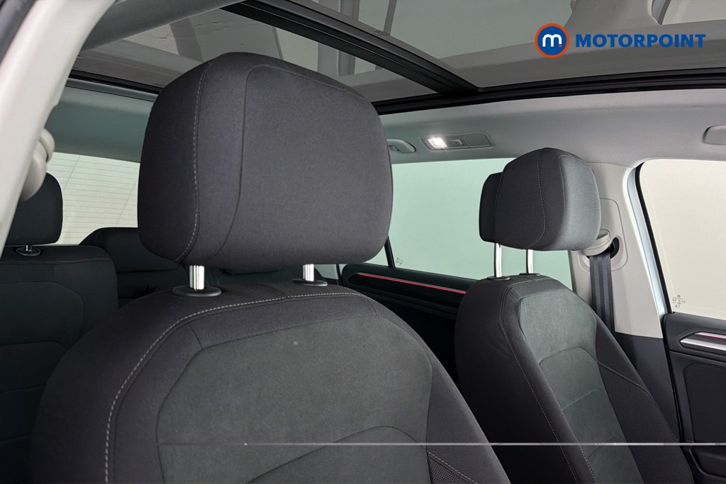 Volkswagen Tiguan Elegance Automatic Petrol Plug-In Hybrid SUV - Stock Number (1648613) - 23rd supplementary image