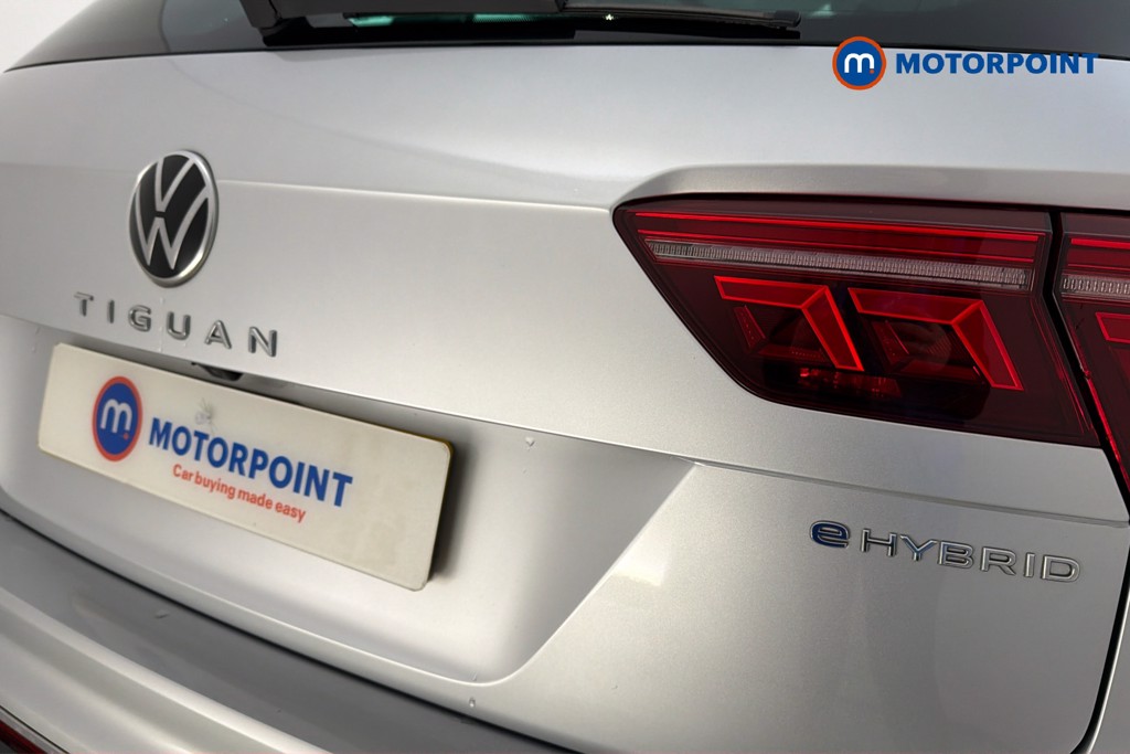 Volkswagen Tiguan Elegance Automatic Petrol Plug-In Hybrid SUV - Stock Number (1648613) - 37th supplementary image