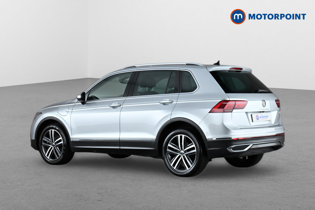 Volkswagen Tiguan Elegance Automatic Petrol Plug-In Hybrid SUV - Stock Number (1648613) - Passenger side rear corner