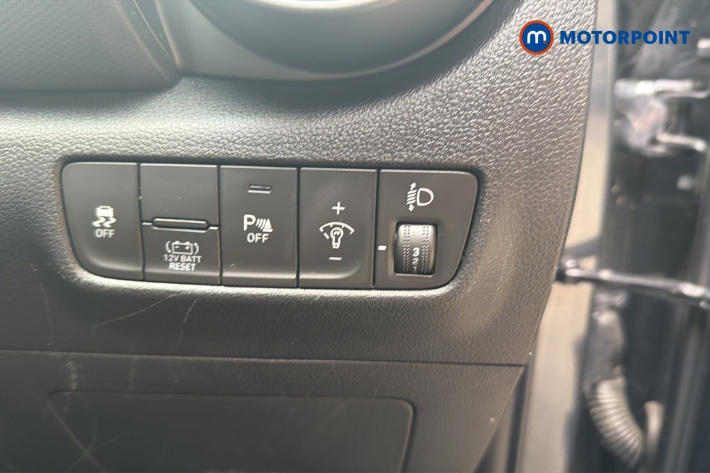 Hyundai Kona Se Connect Automatic Petrol-Electric Hybrid SUV - Stock Number (1650632) - 11th supplementary image