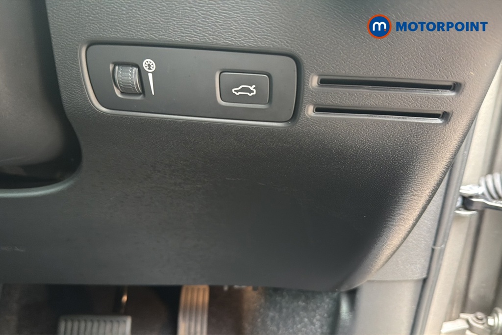 Volvo Xc40 Inscription Pro Automatic Petrol SUV - Stock Number (1651285) - 11th supplementary image