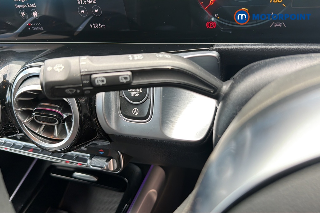Mercedes-Benz GLB Amg Line Automatic Petrol SUV - Stock Number (1651933) - 5th supplementary image