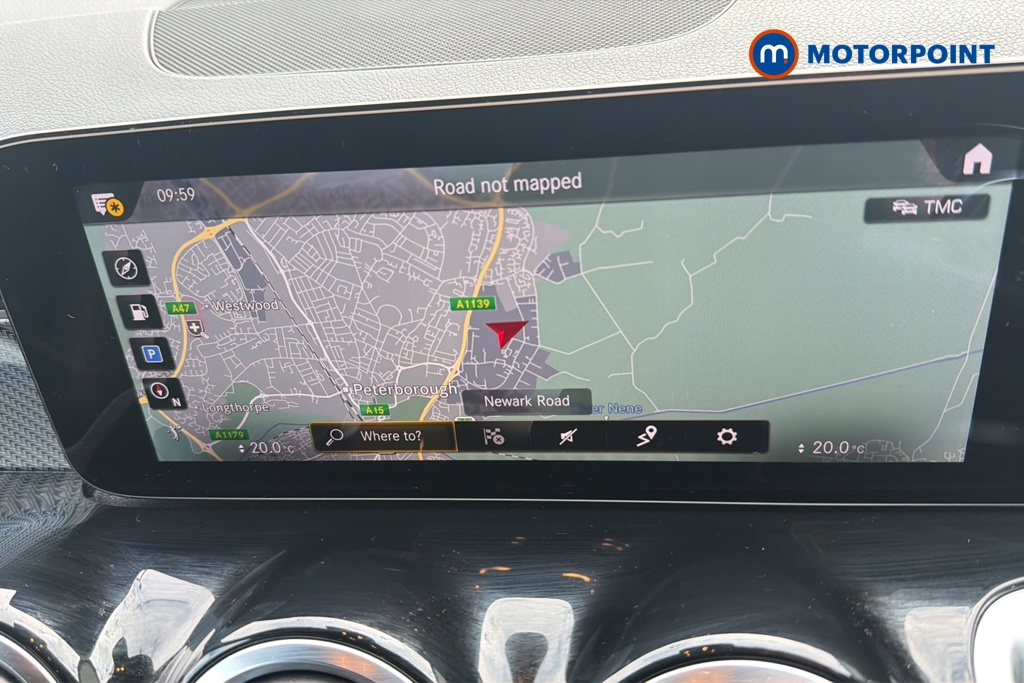 Mercedes-Benz GLB Amg Line Automatic Petrol SUV - Stock Number (1651933) - 9th supplementary image
