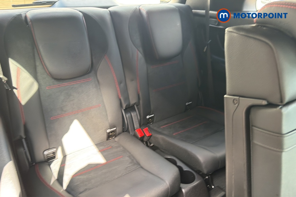 Mercedes-Benz GLB Amg Line Automatic Petrol SUV - Stock Number (1651933) - 31st supplementary image