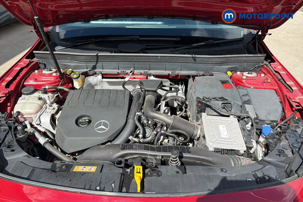 Mercedes-Benz GLB Amg Line Automatic Petrol SUV - Stock Number (1651933) - 48th supplementary image