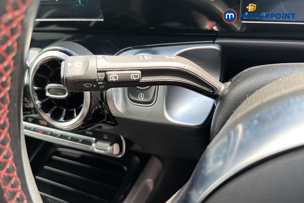 Mercedes-Benz GLB Amg Line Automatic Petrol SUV - Stock Number (1652772) - 5th supplementary image