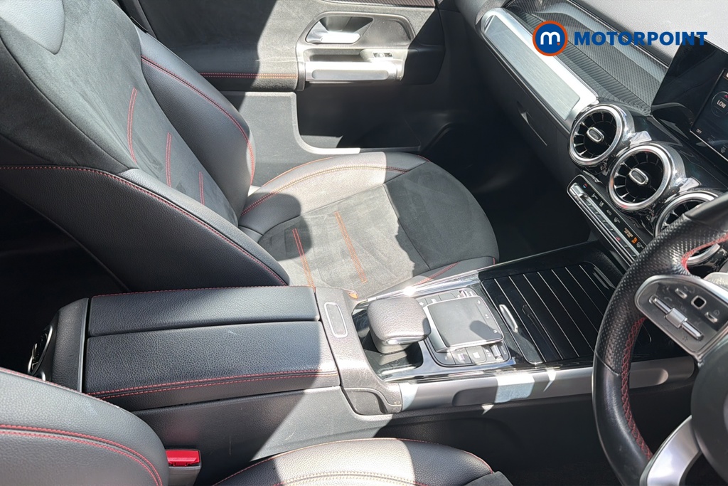Mercedes-Benz GLB Amg Line Automatic Petrol SUV - Stock Number (1652772) - 15th supplementary image