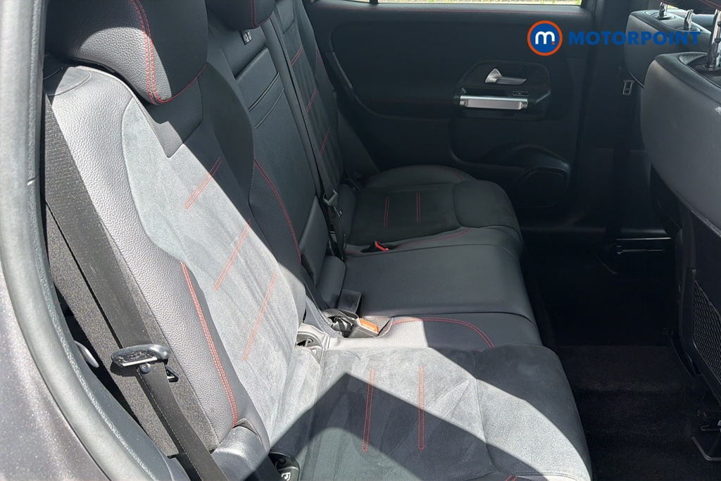 Mercedes-Benz GLB Amg Line Automatic Petrol SUV - Stock Number (1652772) - 25th supplementary image