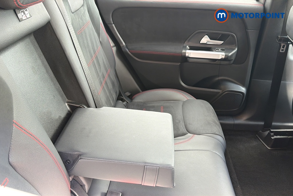 Mercedes-Benz GLB Amg Line Automatic Petrol SUV - Stock Number (1652772) - 26th supplementary image