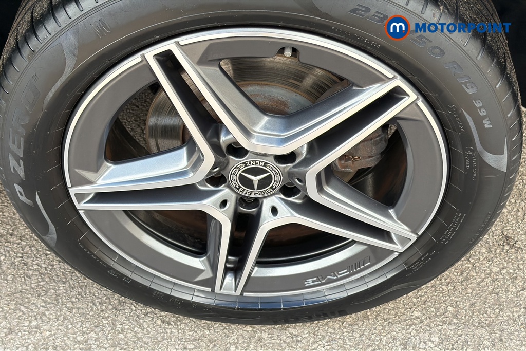 Mercedes-Benz GLB Amg Line Automatic Petrol SUV - Stock Number (1652772) - 45th supplementary image
